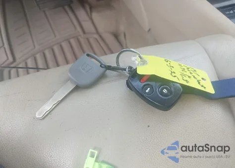 2011 Honda Accord 2.4 Se from USA, damaged, VIN 1HGCP2F67BA155451